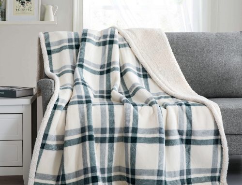 sherpa fleece throw blankets-Green and white